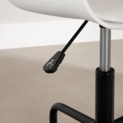 Flam Swivel Chair - South Shore -Homcom Furniture Shop GUEST 6ebe93b9 2c6f 4fd0 897f 4b0b7c989af5