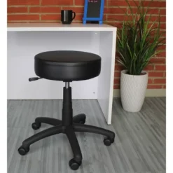 Dot Stool - Boss -Homcom Furniture Shop GUEST bb01e16f 91a8 40e5 acd3 6ca8251fcea0